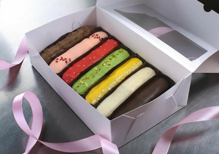 Ассорти эклеров