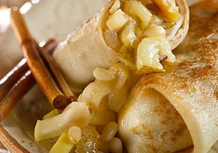 Блинчики с яблоком и грушей на меду готовые шоковой заморозки